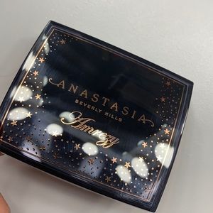ABH x AMREZY HIGHLIGHTER